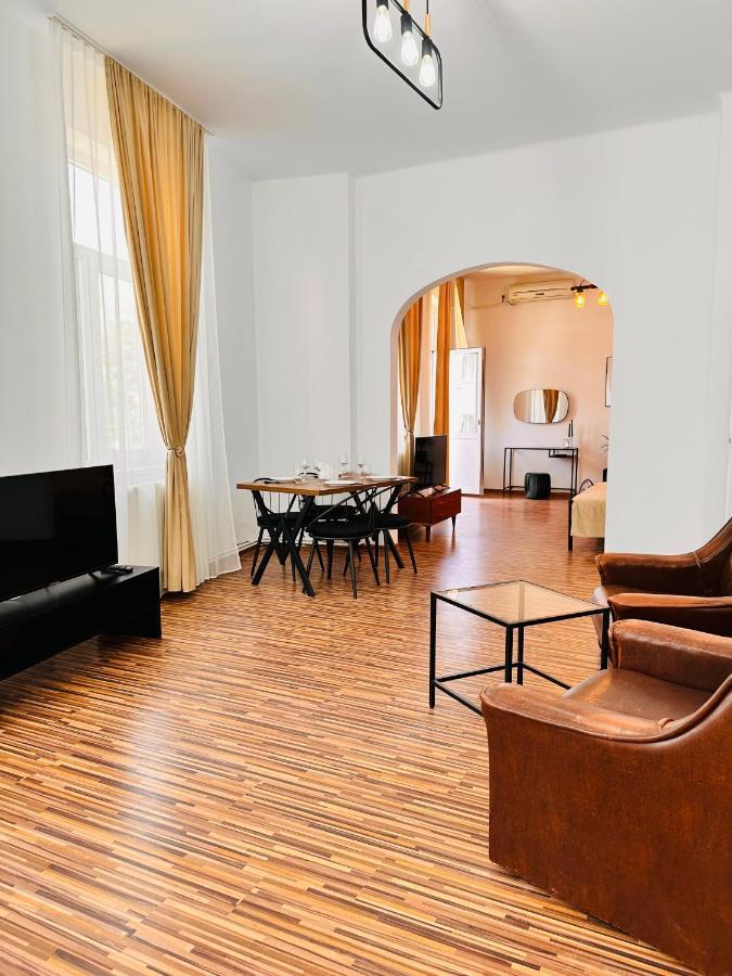 Villa 56* Constanţa Buitenkant foto