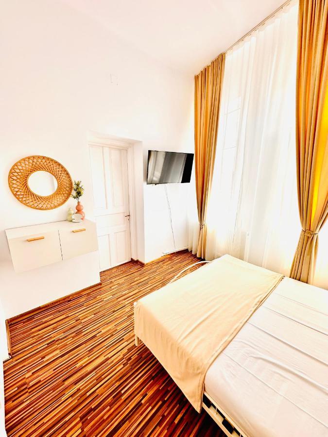 Villa 56* Constanţa Buitenkant foto